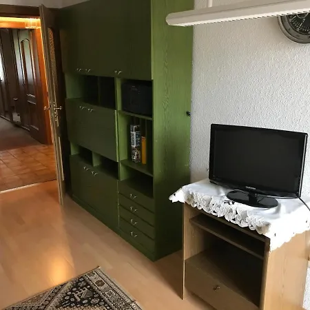Гостевой дом Gemuetliches Gaestehaus! *