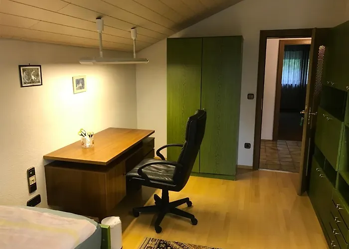 Gemuetliches Gaestehaus! בית הארחה וואלדקרייבורג